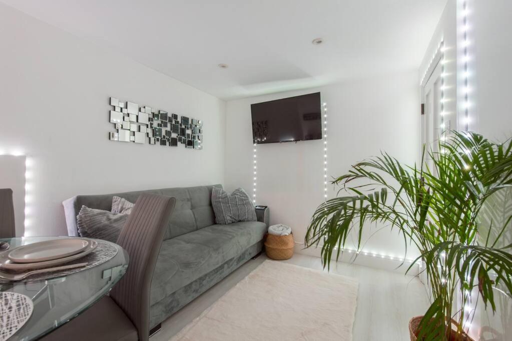 Parade Gardens Boutique Apartments- Central, Grade I Listed, 4K Tvs, Hidden Views 바스 외부 사진