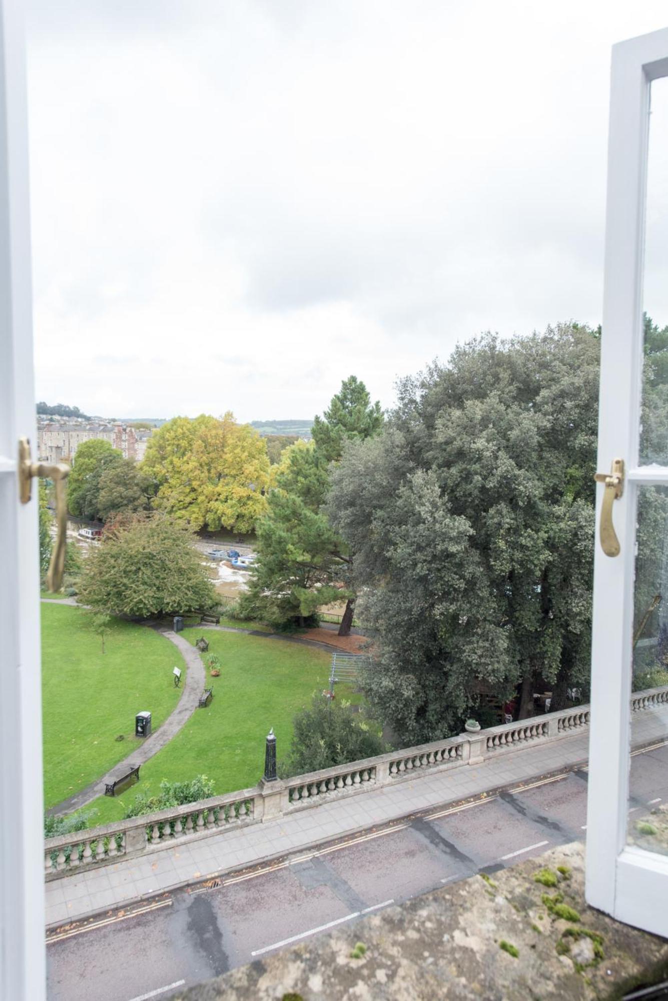 Parade Gardens Boutique Apartments- Central, Grade I Listed, 4K Tvs, Hidden Views 바스 외부 사진